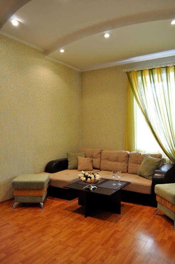 Apartment On Karbyshewa 1 Grodno Extérieur photo
