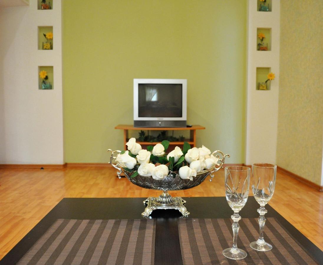 Apartment On Karbyshewa 1 Grodno Extérieur photo